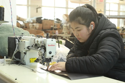 河北高碑店:企业订单忙 冲刺"开门红"