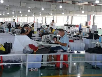 大龙箱包产业园又一家企业投产